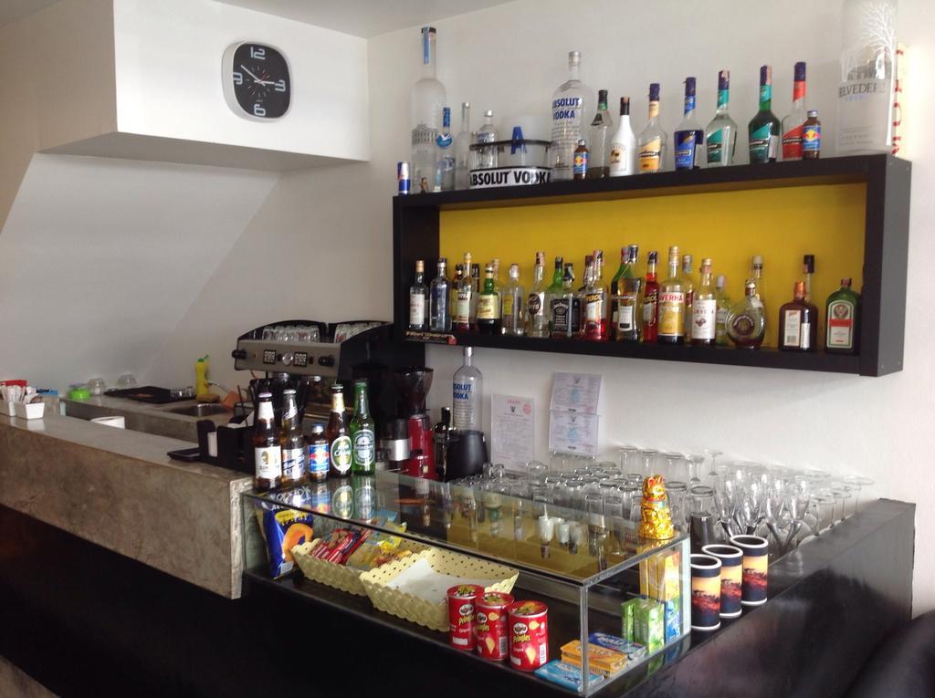 Sunshine Guesthouse Patong Luaran gambar