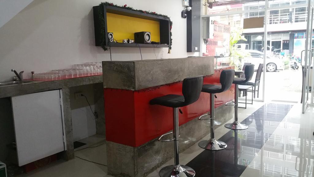 Sunshine Guesthouse Patong Luaran gambar