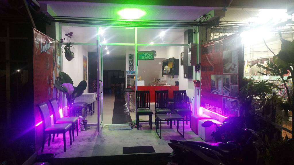 Sunshine Guesthouse Patong Luaran gambar