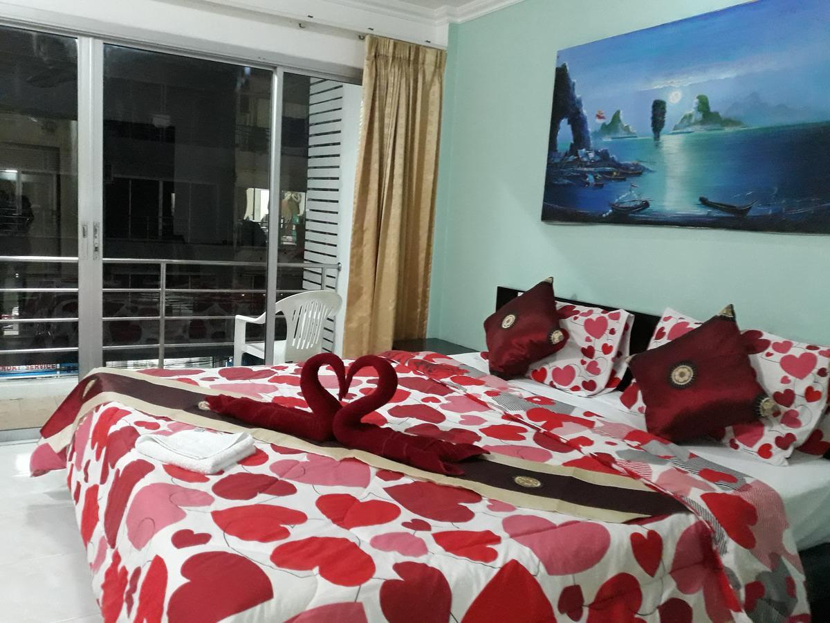 Sunshine Guesthouse Patong Luaran gambar