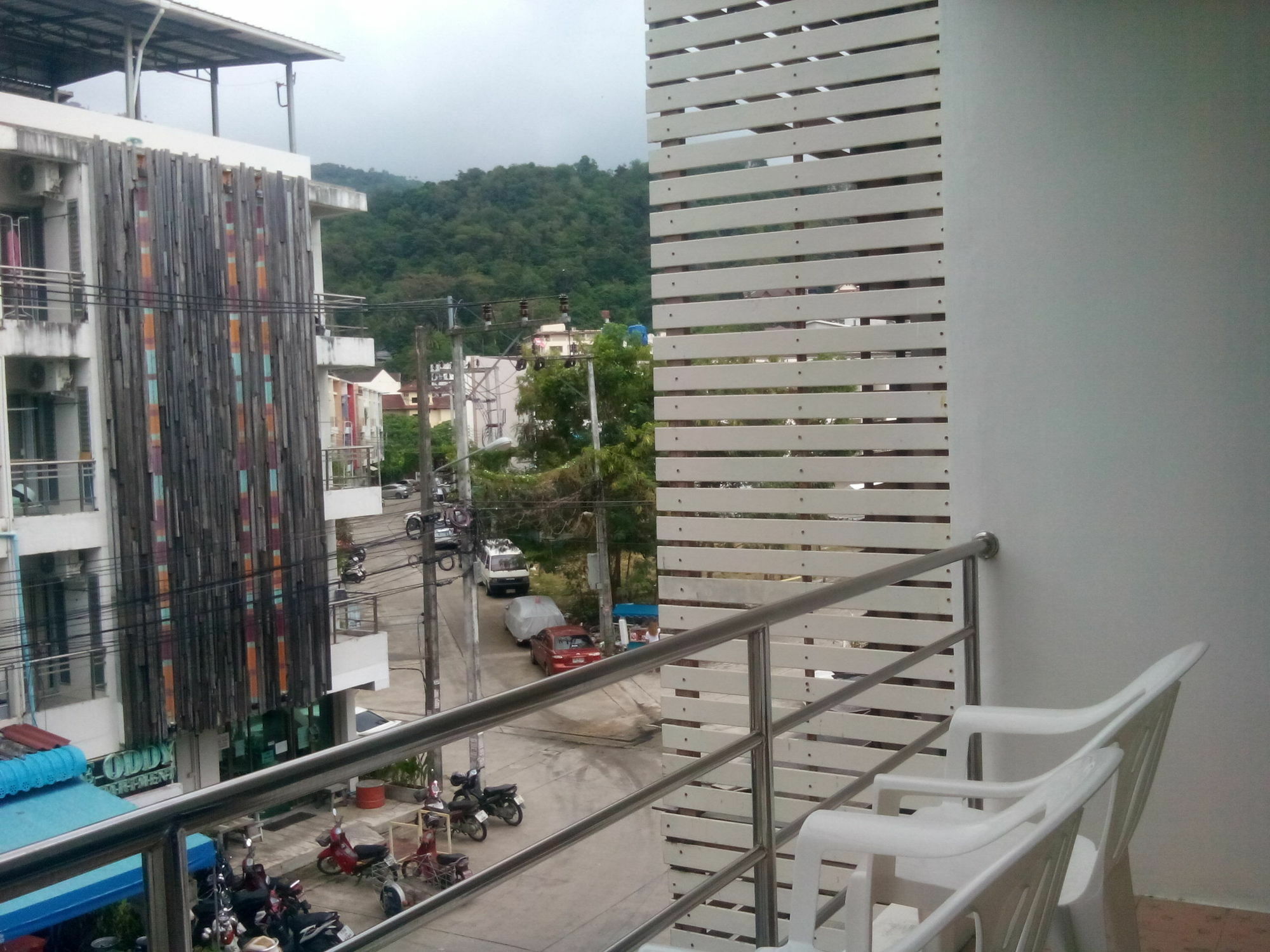 Sunshine Guesthouse Patong Luaran gambar
